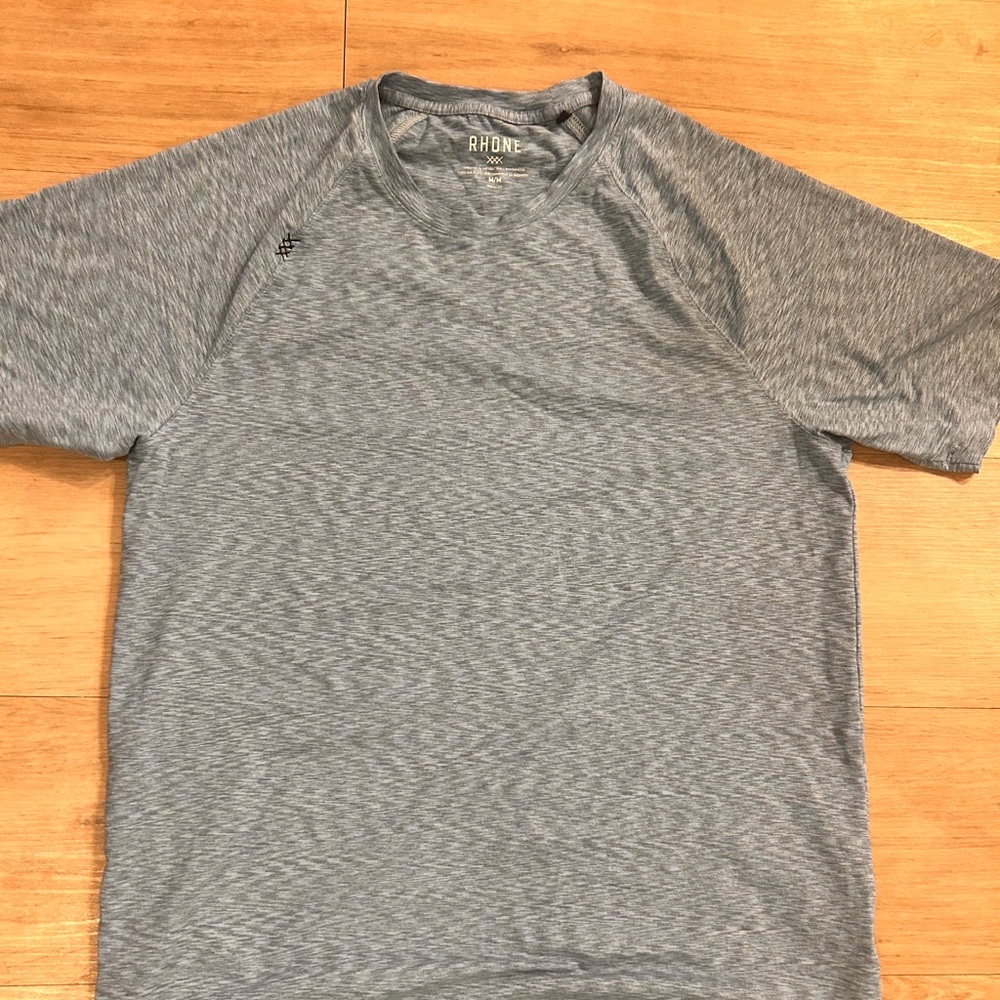 Rhône reign tee in blue quartz